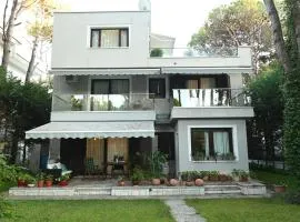 Villa Adria