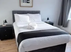 Spacious Windsor House 5B - 4 En-Suites -Sleeps 10