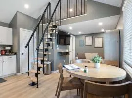 Sandy Toes Cottage - Tiny Home at Hampton Beach