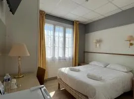 Hotel De La Mer