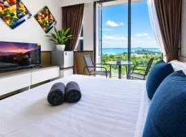 PD D'Wharf The Seabreeze Superior Queen Room Seaview Balcony