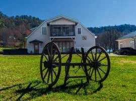 Circle Square Farm - 15min to Brevard!