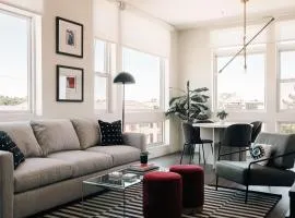 A Luxe Point of View - Pet-Friendly - Zuni Lofts