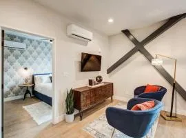 Walkable Urban Tennyson St Apt - Steps to Eats