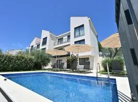 Adriatic Horizon Townhouses - Vista- Rezevici