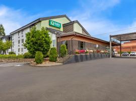Quality Inn & Suites Clackamas - Portland, hotel di Clackamas