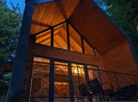 Love Cabin