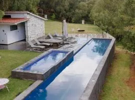 Finca en el Bosque Huasca de Ocampo con Alberca