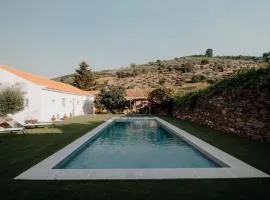 Valadouro Dona Adelaïde With a Pool