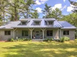 Cottage in the Woods - Hatfield WI