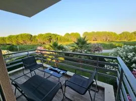 Skyview appartment in Lalzi Bay