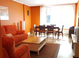 Mundaka Beach flat parking privado, hotel u gradu Mundaka