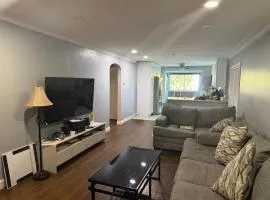 Cozy Home Near Midway Airport