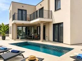 Awesome Home In Porec With Private Swimming Pool, Can Be Inside Or Outside