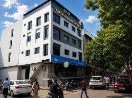 Parth Paradise Hotel, hotel em Indore