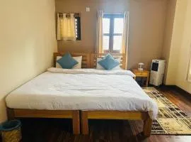 Yogi's Heritage in Patan - Twin bedroom