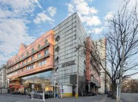 Orange Hotel-Beijing Guomao Jingsong Subway Station