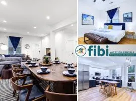 Hartford 5BR Family Home with Games BBQ Grill and Firepit