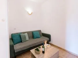 Kyparissos Apartments Peaceful Studios up the Hill