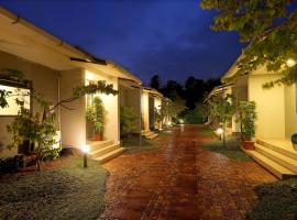 B Town Resort Near Infopark Kakkanad, hotel v destinácii Kakkanad
