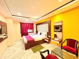 The D K Puri Sea Beach Hotel And Restaurant With Parking - Lift Facility