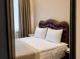 Mina Hotel