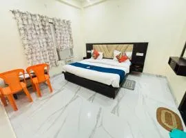 Hotel Nandan Sarovar 200 Mtr From Ram Mandir