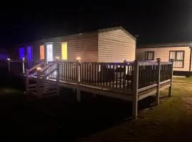 Big2vacation exclusive caravan camber sands beach