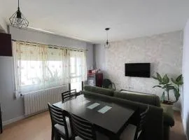Apartamento céntrico en O Grove con vistas al mar