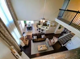 Spacious 4 Bedroom Luxury Retreat in Peaceful Richmond Katy Sleeps 10