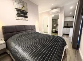 Rent Rooms Alvin - Luxury Apartments Near the Lake