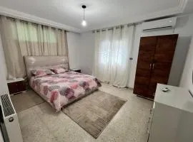 Appartement 2 chambres à 250m de la plage, propre & bien équipé