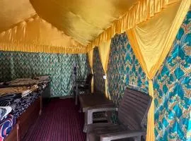 Chaukhamba Camp Stay