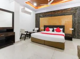 Hotel O Raghavendra Residency