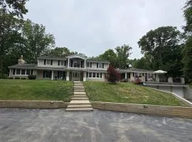 Private Annapolis Retreat