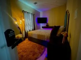 Private suite shared Apt By Antonio