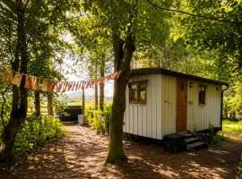 Little Orchard Retreats