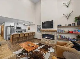 Luxury Red Lodge Retreat Hot Tub Downtown