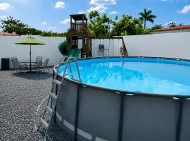 Tulipán Apartments 8 mins from beach Sleeps 6 Apart 1