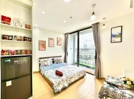 Elegant Lakeside Studio Near National Convention Center Hanoi