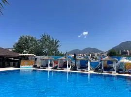 Chateau Linza Resort
