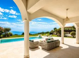 Luxury Panorama Vila with amazing Seaview in Gondolici 7 km from Rabac