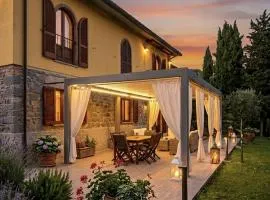 Ca' Degli Ulivi Relax - uso esclusivo con jacuzzi in Lunigiana vicino cinque terre