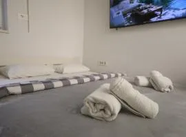 Cozy Studio in Downtown Sesvete