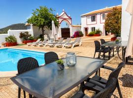 Cortijo Domínguez - Rural Experience, hotelli kohteessa Lucena