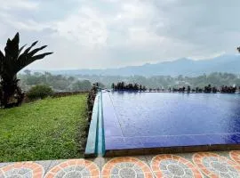 Villa Kay Height