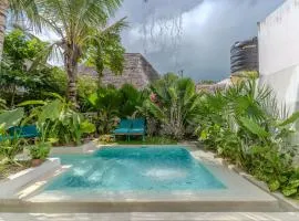 Ideally Located open plan double storey Private Villa Garden & Pool steps to Paje Beach Zanzibar