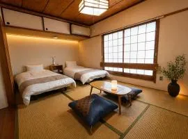 個室で安心 和モダン宿 今橋駅徒歩8分 一人旅 出張にも