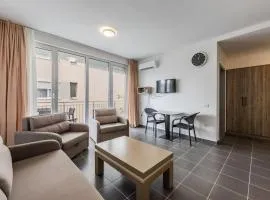 Talea Comfort Apartment 2 by PikHost