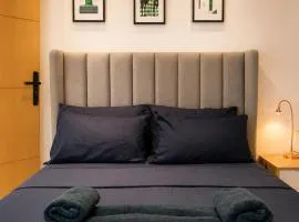 Studio Chic avec Terrasse Verdoyante